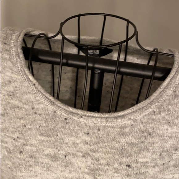 Simply Vera Sweater - Picture 4 of 9